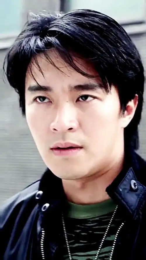 星爷其实也很帅的.