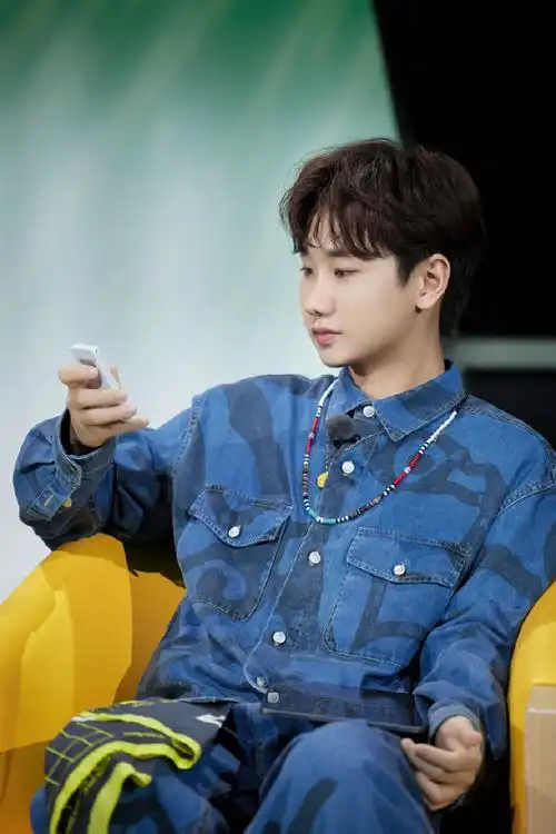 汪苏泷草莓星球来的人