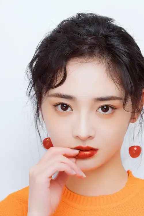 越长越好看的星座女,气质美女,颜值在线!_追求者_天蝎座_化妆