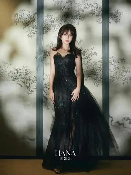 主奖一袭黑裙美丽动人礼服同样来自hana独家代理品牌movous#宝藏裙子