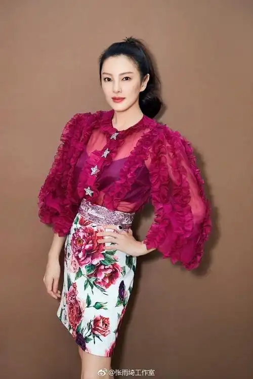 体重中文名:张雨绮英文名:张雨绮性别:女国籍:汉族身高:cm生日:-体重