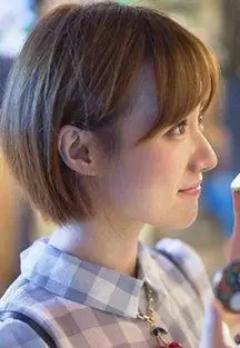 女生短碎发发型图片大全