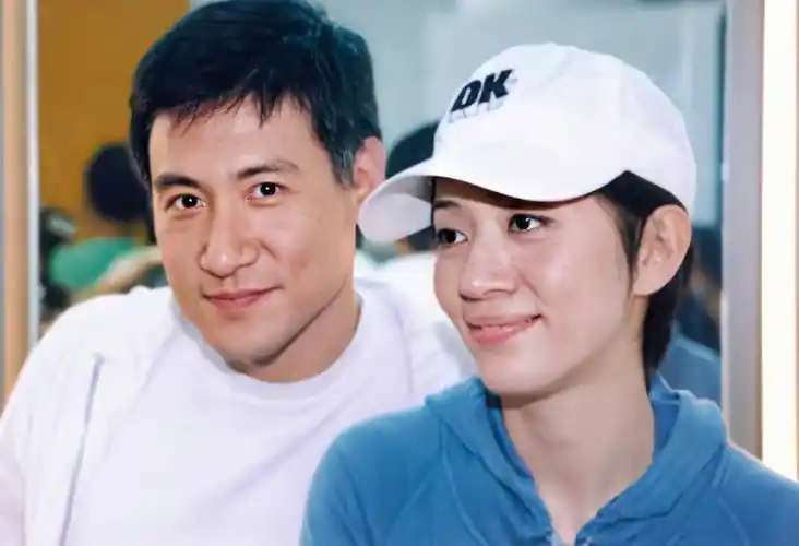 原创梅艳芳去世时为何拉着张学友的手原来两人还有这层关系