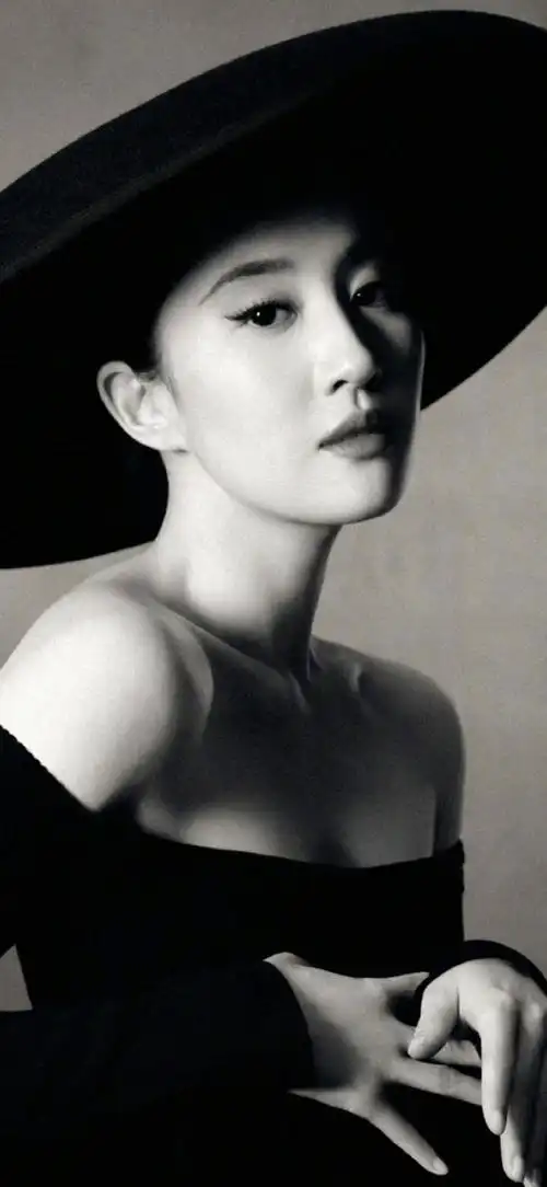 刘亦菲##双面刘亦菲芭莎封面大片##刘亦菲时尚芭莎4月刊封面##刘亦菲