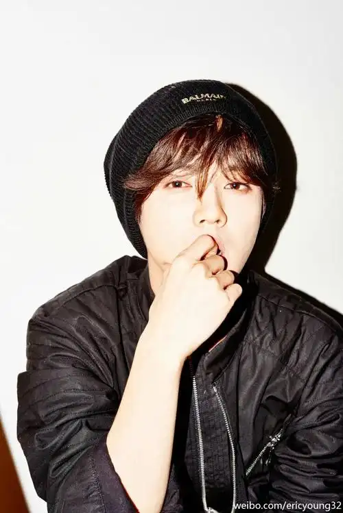 谁有鹿晗最近这几天的图片?谢谢了