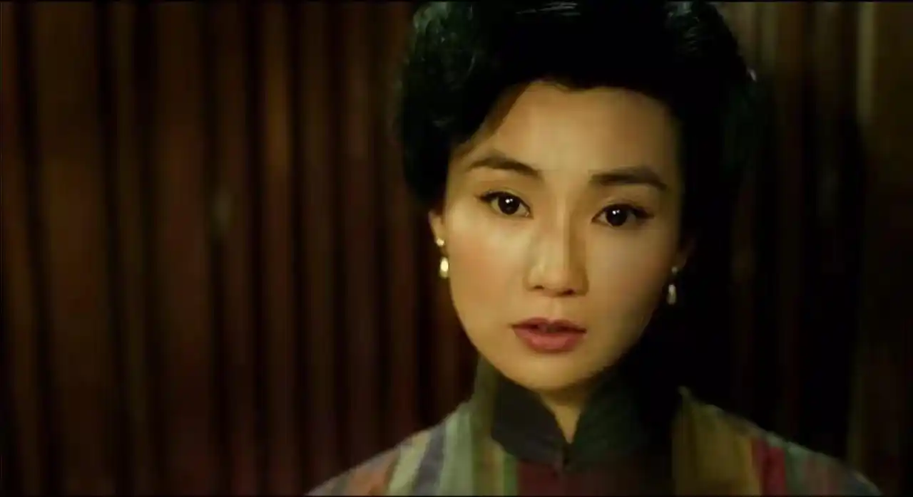 22年前《花样年华》中的张曼玉,是旗袍美女天花板没错吧!