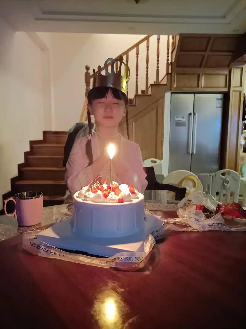 祝小美女生日快乐98可爱的俩宝贝快乐成长,因为疫情在家简单过 - 抖