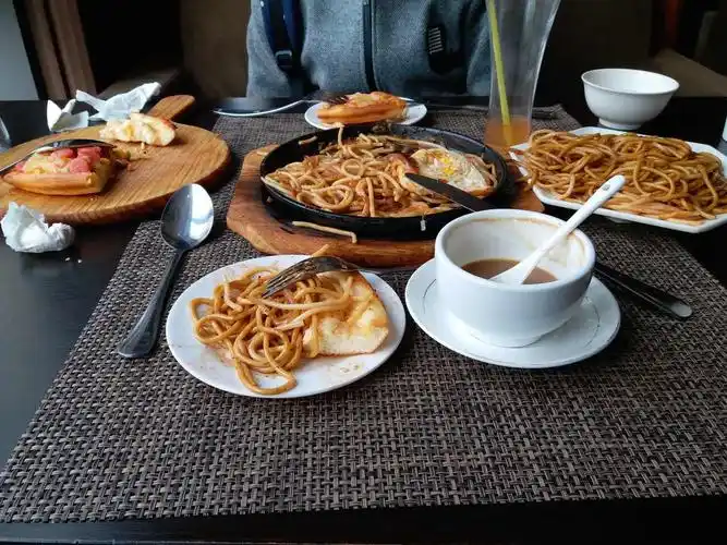 2023x西餐厅(万达金街店)美食餐厅,.是昨天剩的 口感不好 布丁.