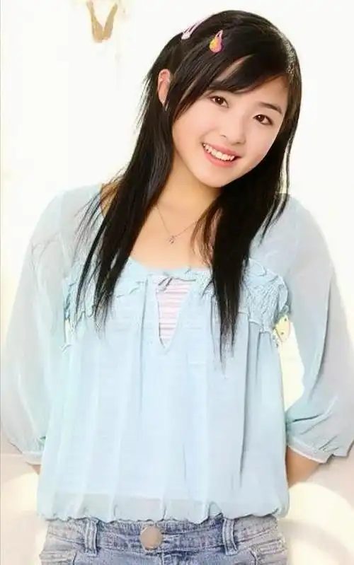 张含韵高清冷艳美照,优雅迷人!