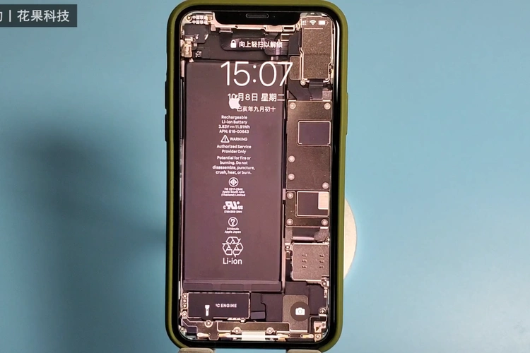 iphone11系列拆机壁纸看上去像透明的