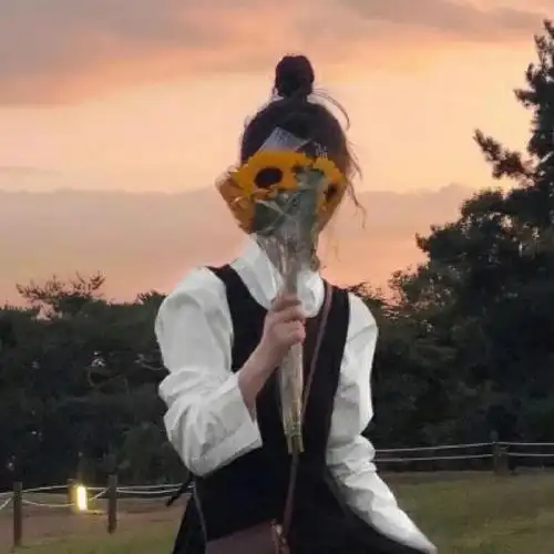 女生真人壁纸高冷可爱78