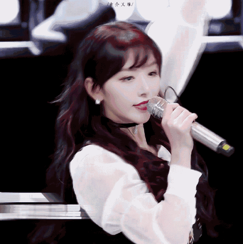 "第一个a,就是你,孔雪儿."#青春有你2开播四周年