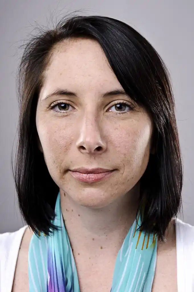 详细的肖像,真正的女人, 自然的, 正常的人像高详细信息