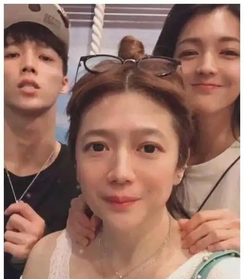 台湾好前妻:从曾志伟前妻到大s再到曾哲贞,都是贤妻又为何离婚