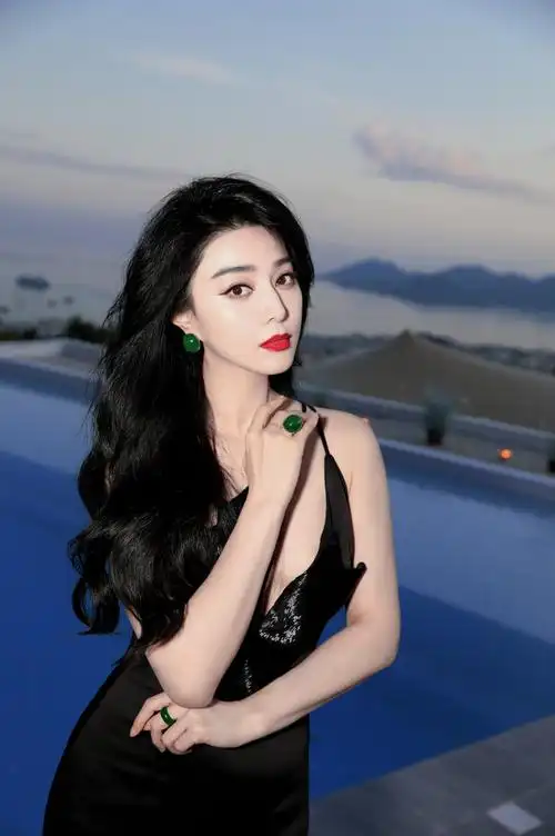 范冰冰##naomi campbells birthday dinner