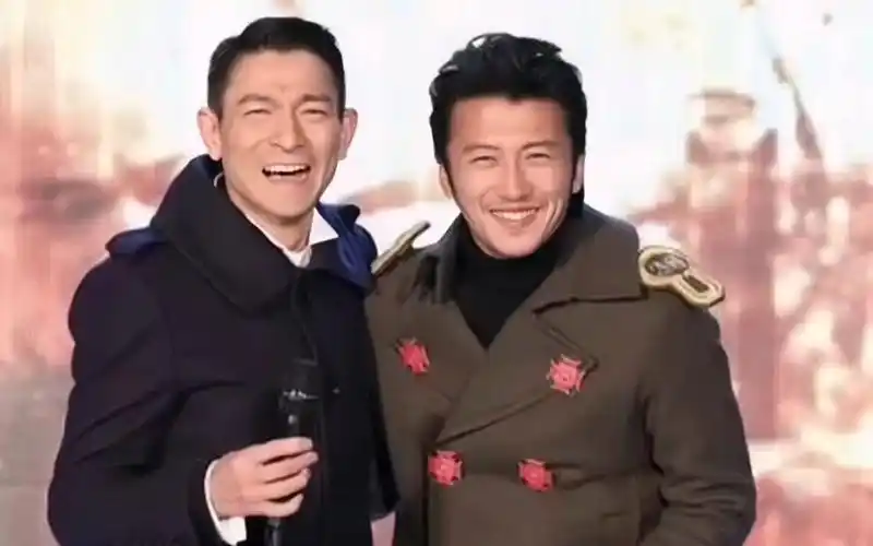 刘德华#谢霆锋#一代人的青春 香港演艺圈常青树