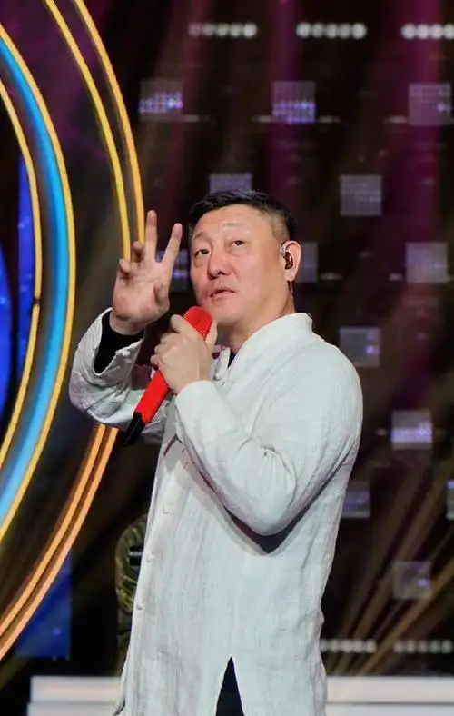 著名歌手韩磊:我这辈子最正确的决定,就是娶了"蒙古族之花"