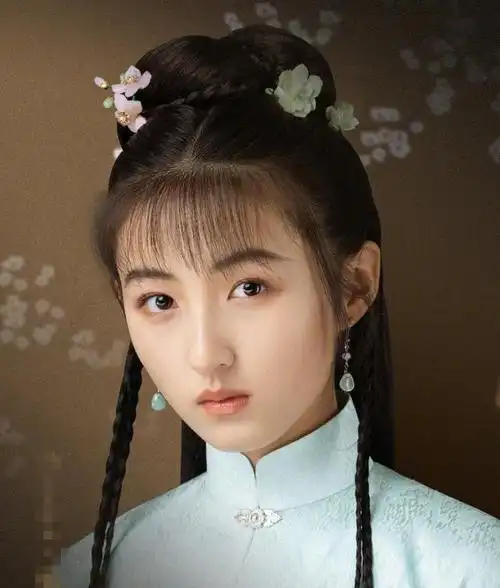 张子枫7年后又以古装亮相,刘海造型清丽温婉,网友:大小姐本人|吴磊|宫