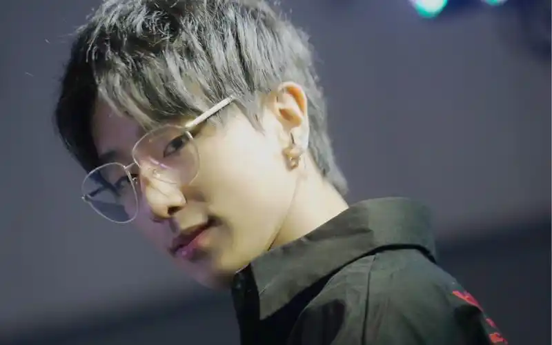 景向谁依别叫我达芬奇原曲跟唱我景一说我就知道他要唱这首好听死了