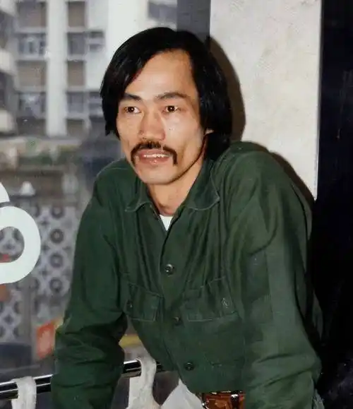 元华谈李小龙:我曾在背后尝试偷袭他,却差点被打断一根肋骨_香港_电影