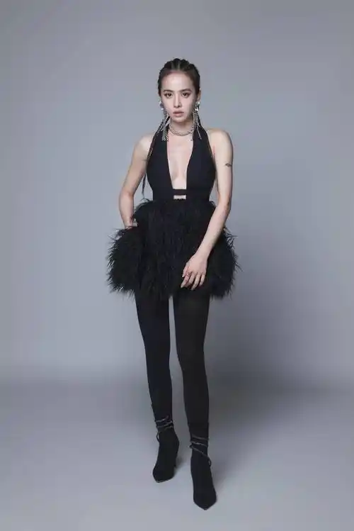 亚洲天后蔡依林新单都没差equalinthedarkness舞曲版mv上线