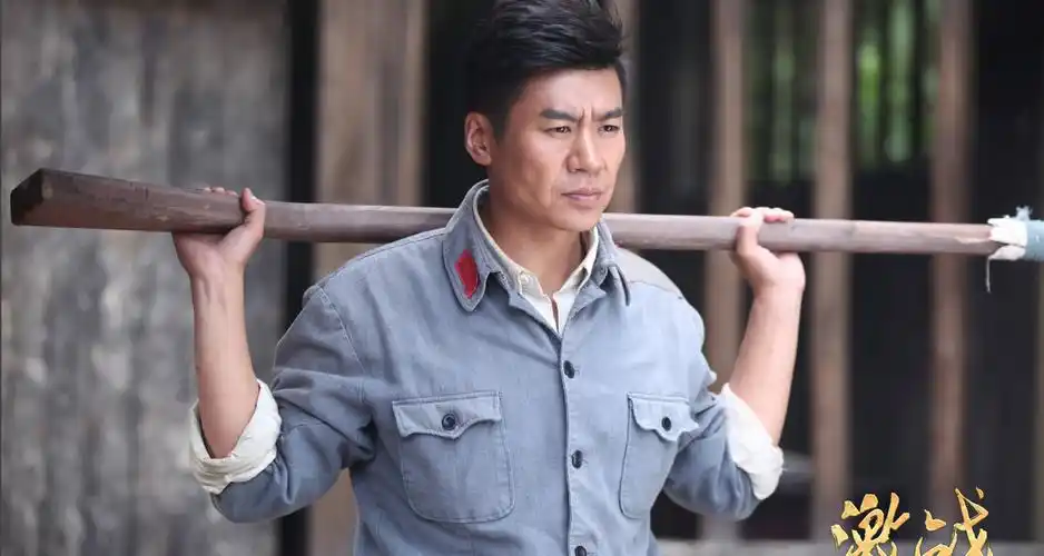 在校期间,徐佳像海绵一样不断的吸收对自己有用的知识,与此同时他也总