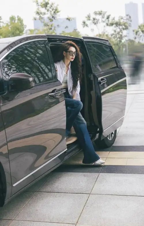 戚薇时尚图鉴##火星情报局