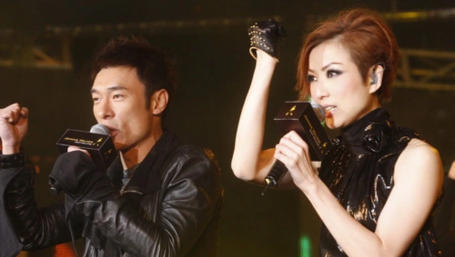 千夫所指的许志安为何让郑秀文爱得如此卑微