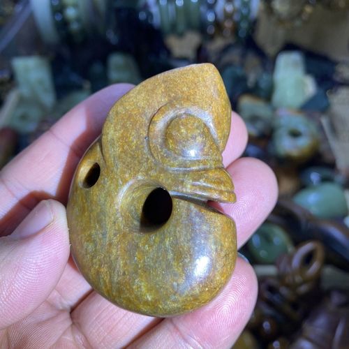 天然河磨玉细黄皮红山文化 玉猪龙 超细黄糖皮 打灯透 油脂度高