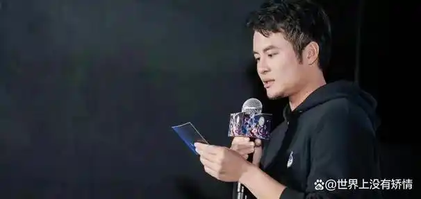 在伍六七动漫中,导演何小疯一直被粉丝们视为最受欢迎的人物.