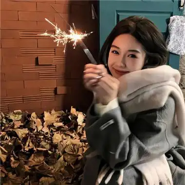 治愈系颜值巨巨巨高的女头 甜甜的温暖的好看女头