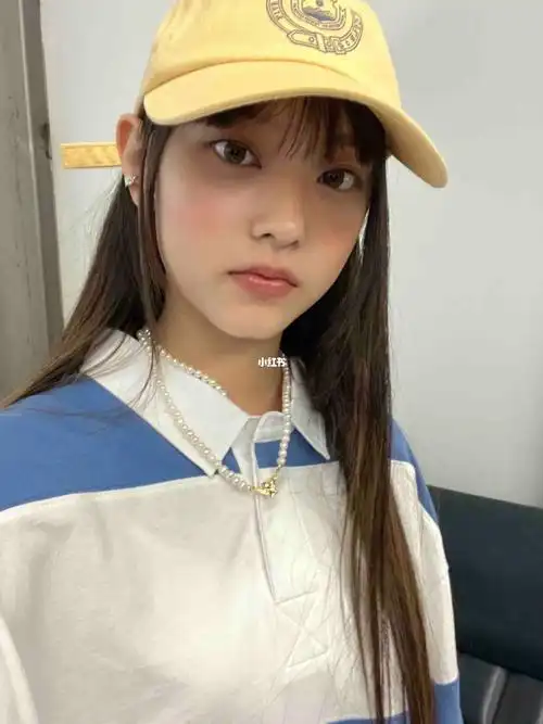 女朋友发来自拍