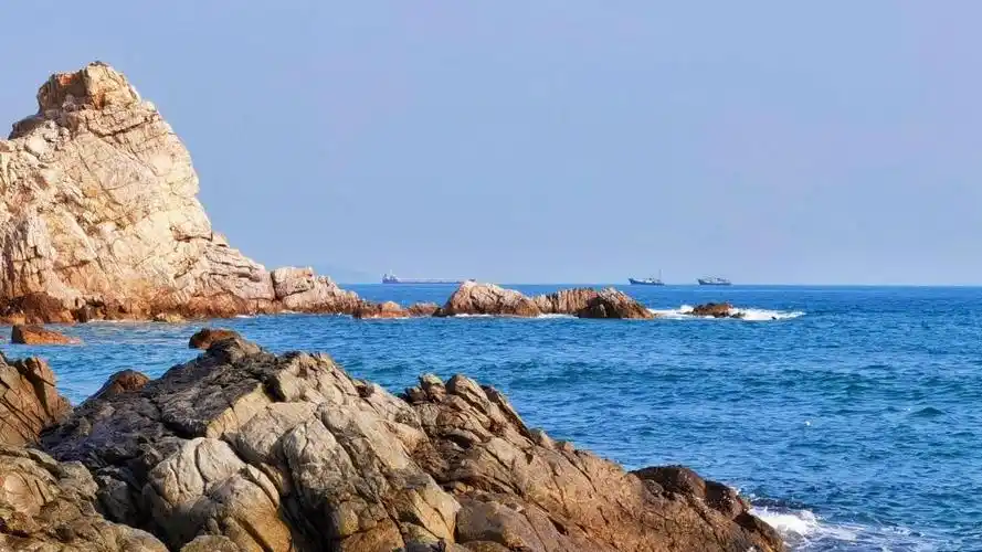 2021五一旅游最美海滩东西涌,高清壁纸,风景图片-回车桌面