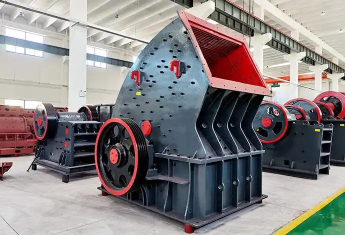 重锤破碎机是一款产量大,耗能低的一次成型破碎设备,其型号众多,可选