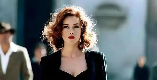 盘点世界上最漂亮的八大美女哪一位是你的盘中菜呢