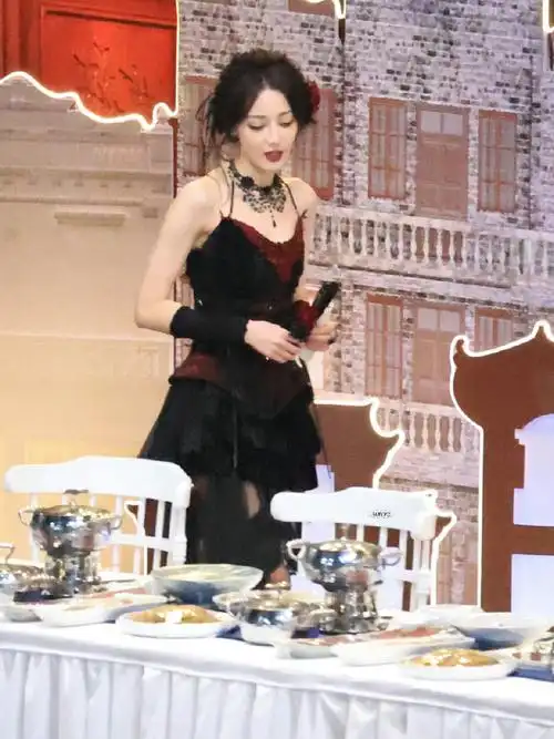 迪丽热巴开推2内场路透