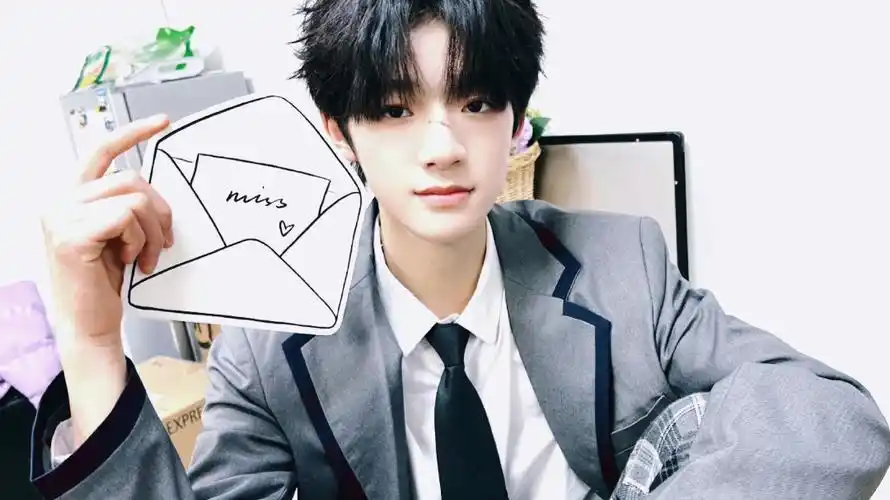 【tf家族又帅又可爱的汪俊熙