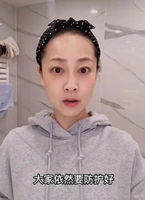 抖音歌手张茜的个人资料 网红歌手张茜简介 - 歌词译