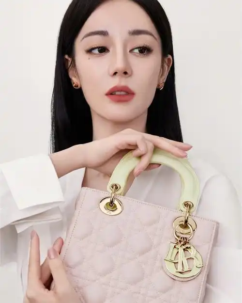 迪奥 dior 新图9596    哇塞05@dear-迪丽热巴    #迪奥全球