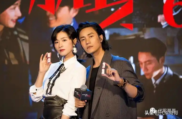 美女演员万茜:低调嫁给摄影师生下一女,如今39岁拍戏引发争议