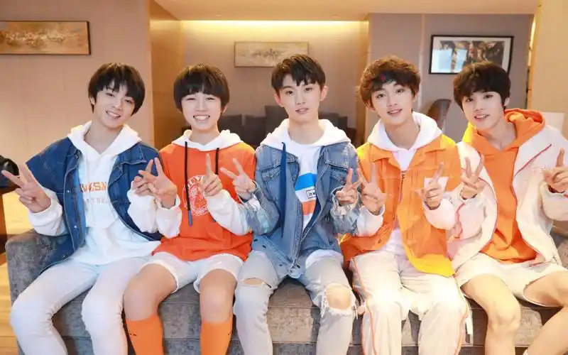 tyt台风少年团芒果tv双十二「我怎么这么好吃」表演_哔哩哔哩_bili