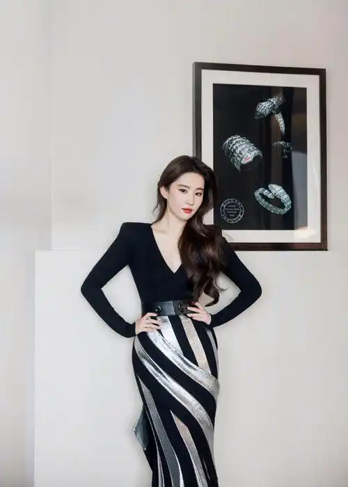 bvlgari宝格丽新任全球代言人刘亦菲 ,出席品牌活动_高清图集_新浪网