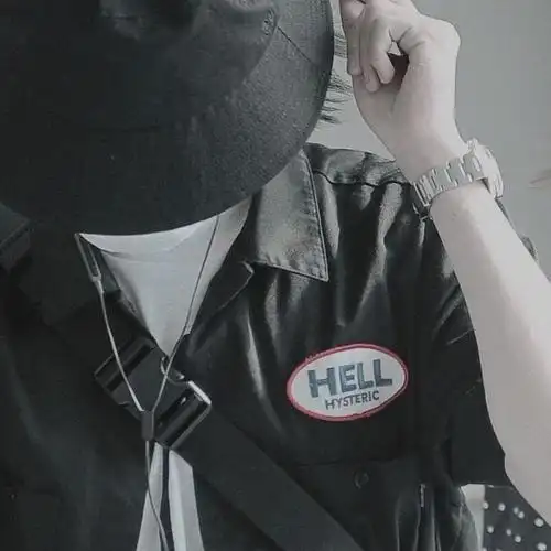 自截王一博头像