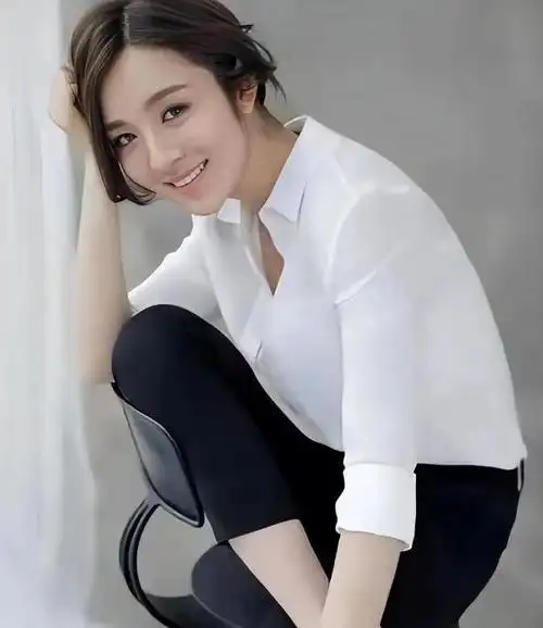 王晓晨这位原名王曦丹,1988年7月25日生于山东青岛的女演员,现已蜕变