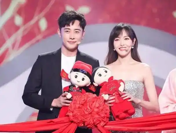 有一种整容叫唐嫣结婚,老公罗晋没什么变化,她却像换了一个人