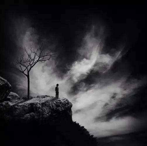 【诗词鉴赏】九首最孤独的诗词,送给正孤独的你,看哪一首更适合你!