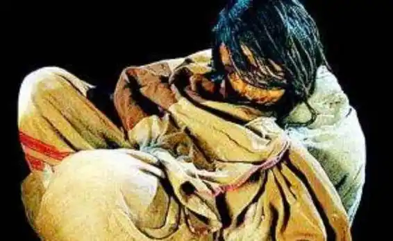 16岁少女尸体在山顶被发现,距今550年依然完好,x光结果令人瞠目