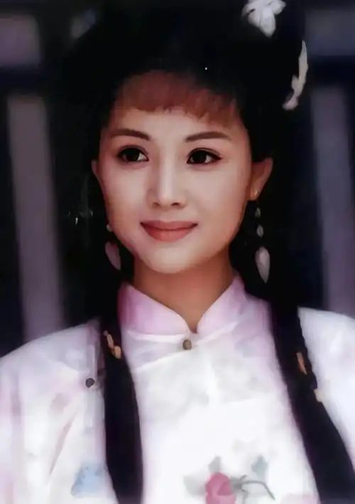 茹萍15张精美的照片