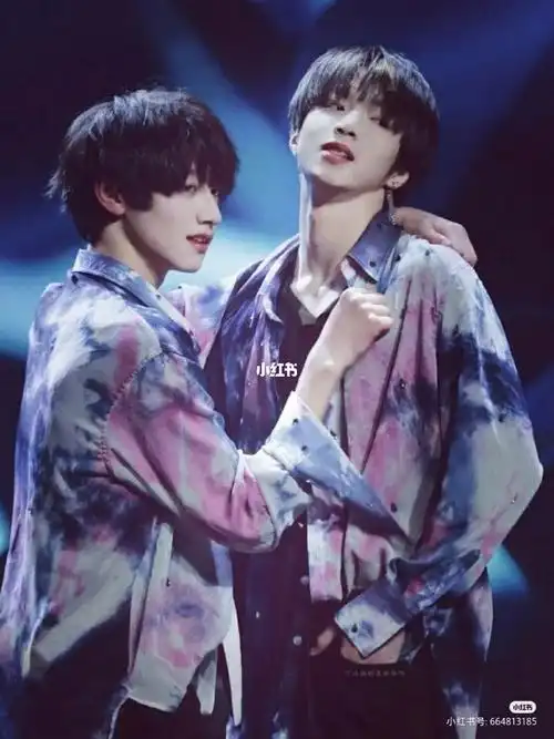 刘耀文朱志鑫跳troublemaker