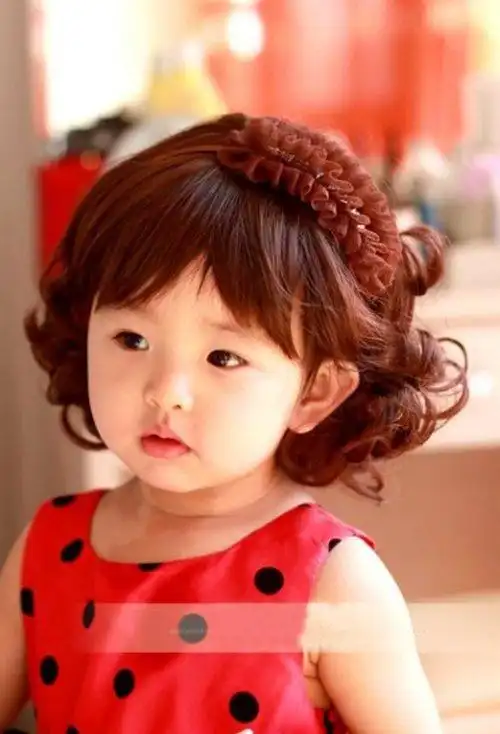 女幼儿修剪短发发型图片 漂亮可爱的女孩短发打造